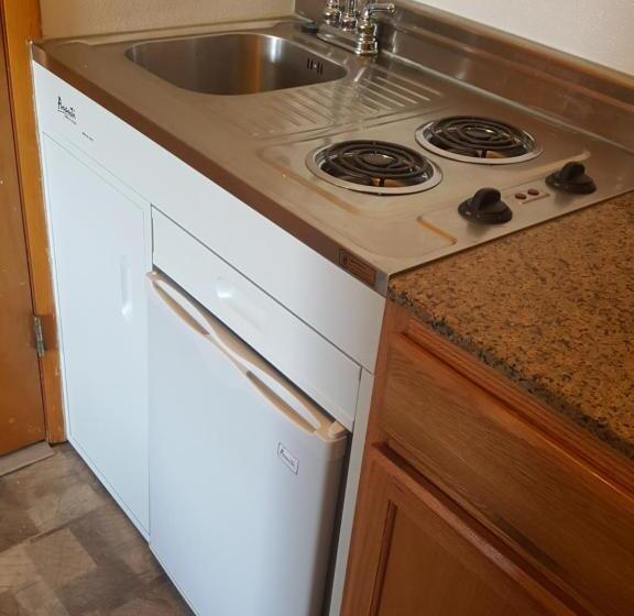 غرفة قياسية, The Boston Inn