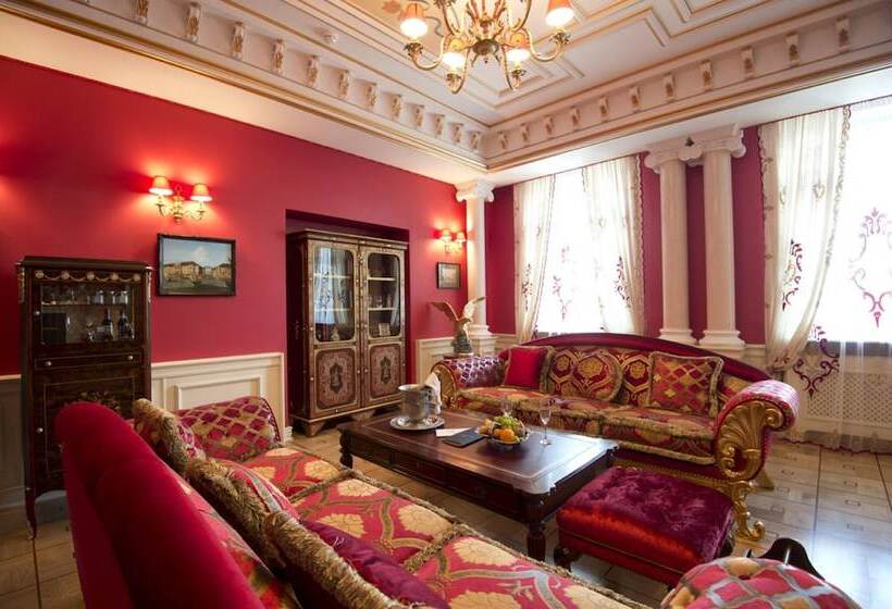 شقة رويال بغرفة نوم واحدة, Trezzini Palace Boutique