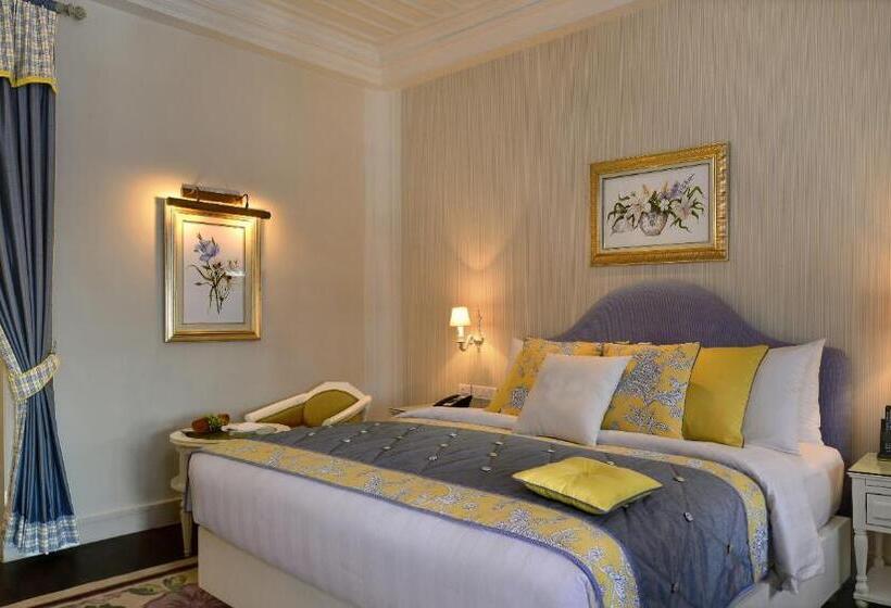 Premium room w/ mountain view, Welcomhotel By Itc Hotels, The Savoy, Mussoorie