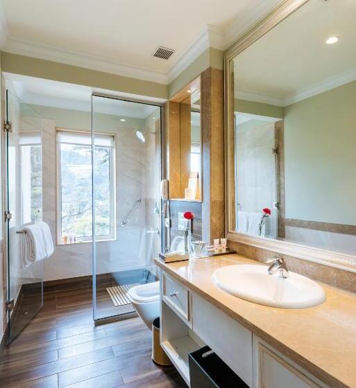 Premium room with view, Welcomhotel By Itc Hotels, The Savoy, Mussoorie