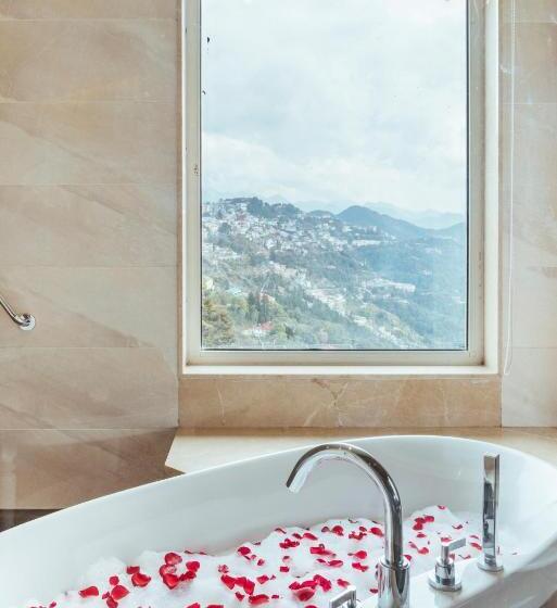 Premium room with view, Welcomhotel By Itc Hotels, The Savoy, Mussoorie