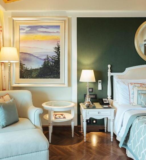 חדר סטנדרט לארבעה, Welcomhotel By Itc Hotels, The Savoy, Mussoorie