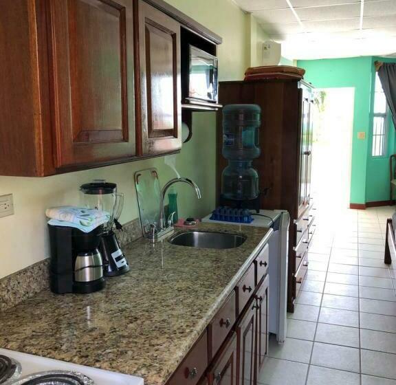 海景标准间带阳台, Caye Caulker Condos