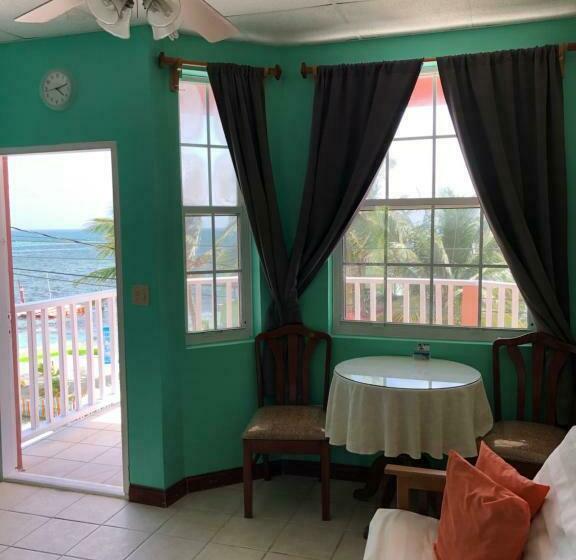 海景标准间带阳台, Caye Caulker Condos