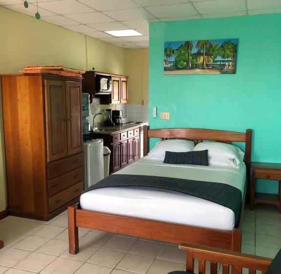 海景标准间带阳台, Caye Caulker Condos