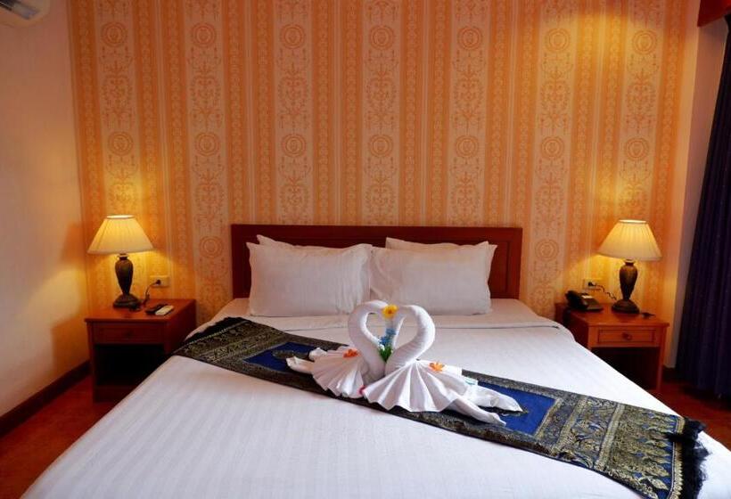 Habitació Deluxe amb Balcó, Patong Central Residence And Apartment