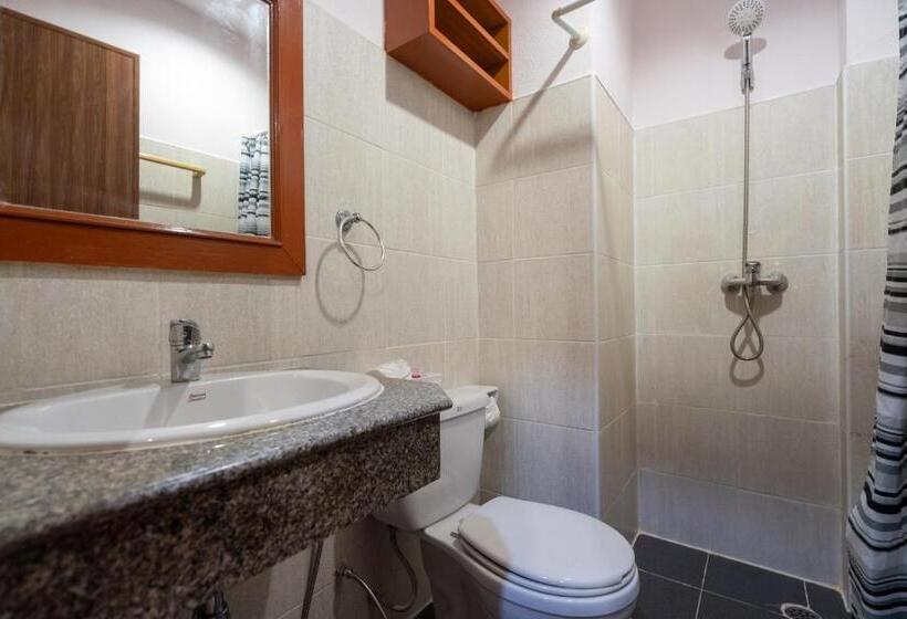 Habitació Deluxe, Patong Central Residence And Apartment