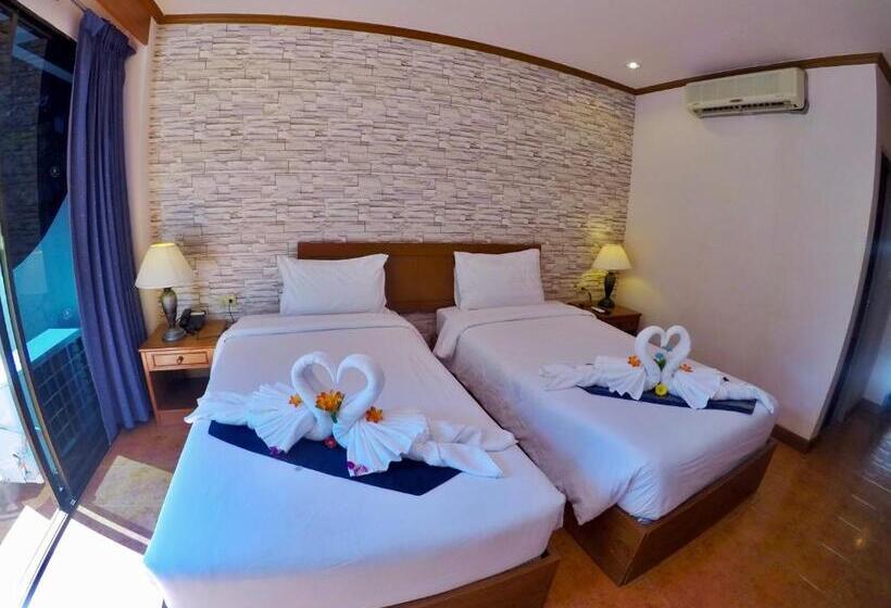 Habitació Deluxe, Patong Central Residence And Apartment