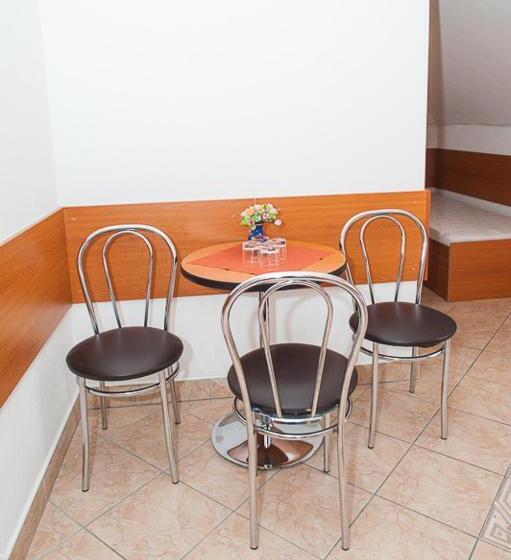 Номер Стандарт с Балконом, Penzión Centrum