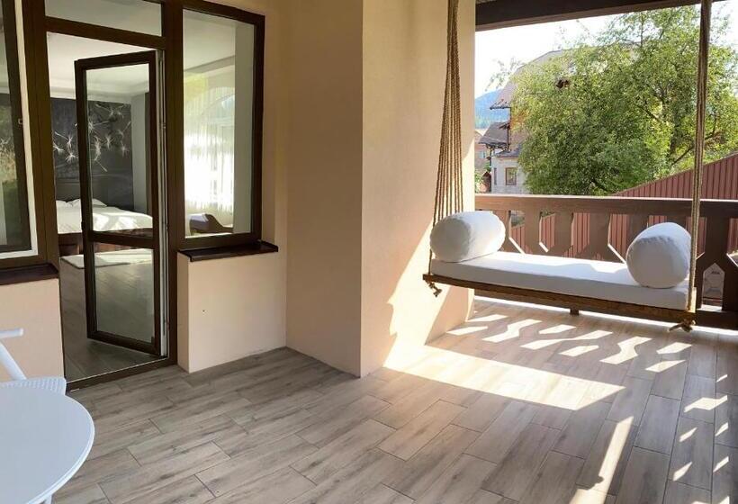 اتاق استاندارد با تراس, готель ресторан два леви