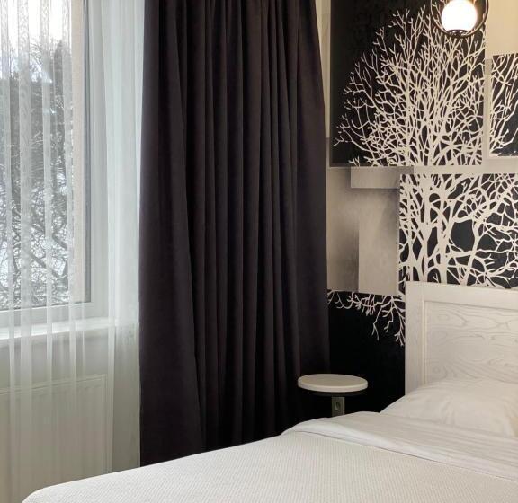 سوییت, готель ресторан два леви