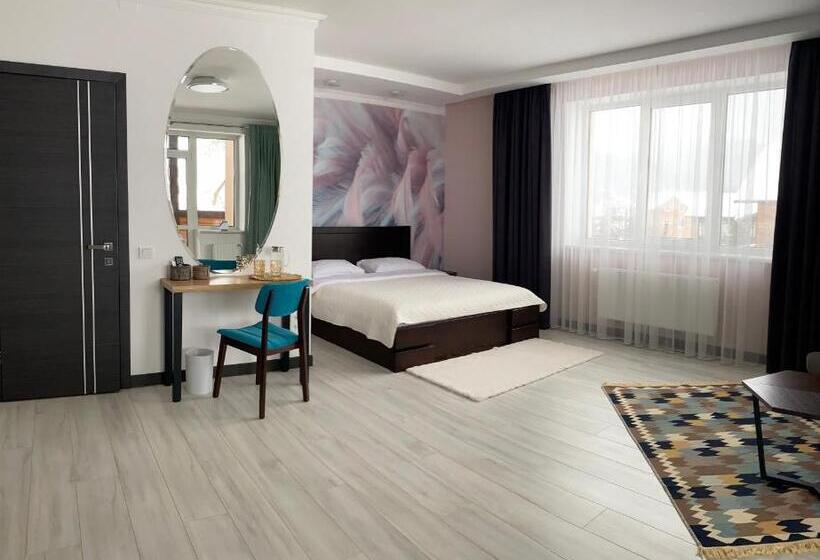 اتاق خانوادگی, готель ресторан два леви