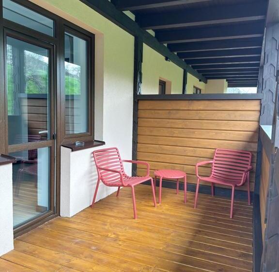 Suite with Terrace, готель ресторан два леви