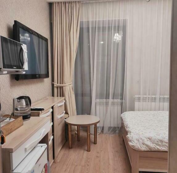 اتاق استاندارد یک نفره, Altyn