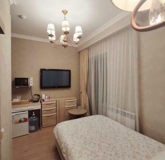 اتاق استاندارد یک نفره, Altyn