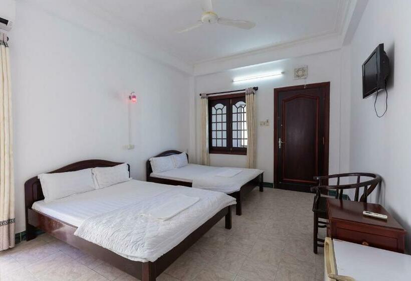 اتاق استاندارد چهار تخته, Khách Sạn Thái Bình