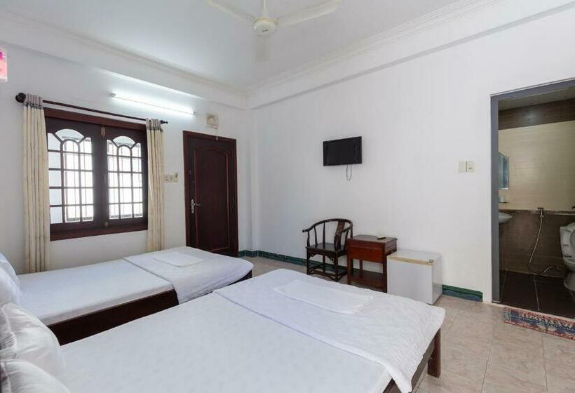 اتاق استاندارد چهار تخته, Khách Sạn Thái Bình