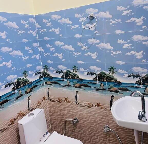 Трехместный Номер Классика, Oyo 83715 Crystal