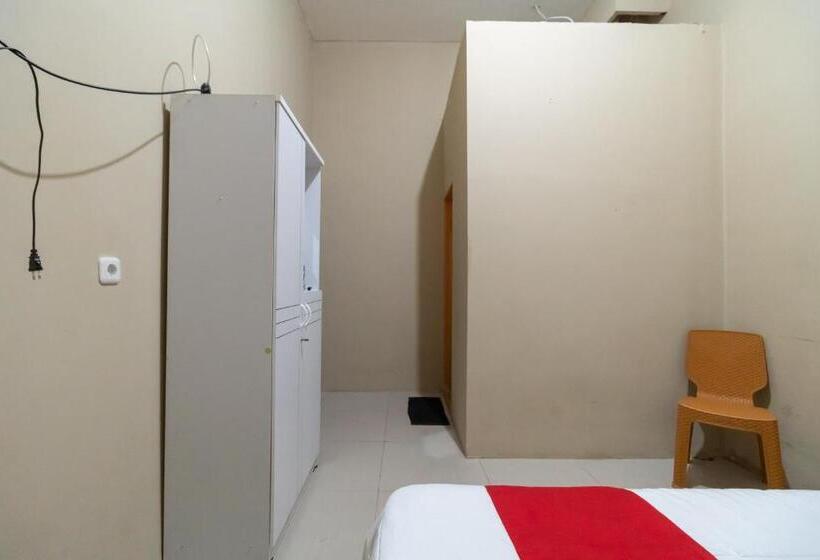 标准间, Reddoorz Near Palembang Trade Center 4