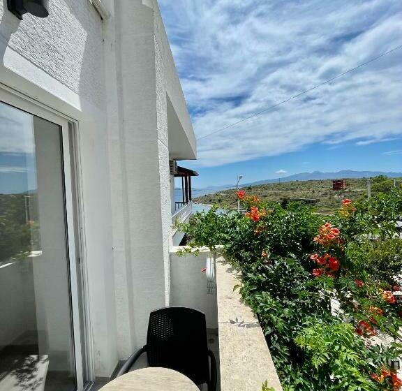 Chambre Deluxe Vue Mer Latérale, Relax Mea