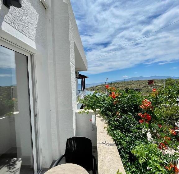 Chambre Standard Vue Mer Latérale, Relax Mea