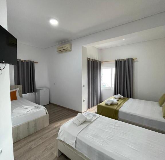 Chambre Quadruple Standard Vue Jardin, Relax Mea