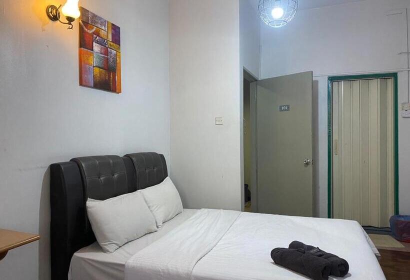 חדר דלוקס, Check Inn 2 Brinchang