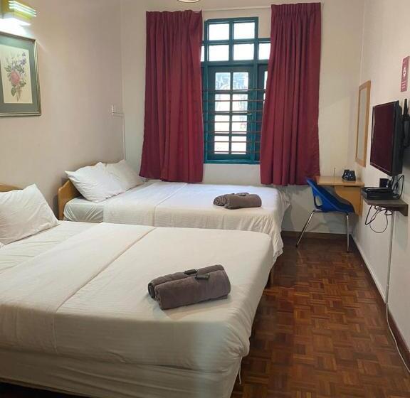 חדר משפחתי, Check Inn 2 Brinchang