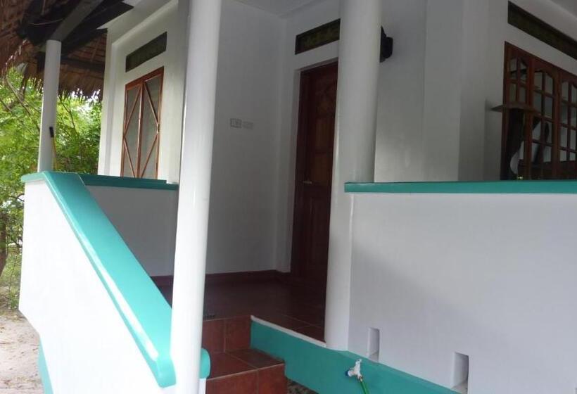 اتاق راحتی سه تخته, Aabana Beach & Watersport Resort