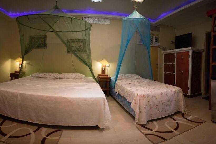 سوییت خانوادگی, Aabana Beach & Watersport Resort