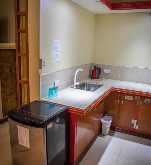 سوییت خانوادگی, Aabana Beach & Watersport Resort