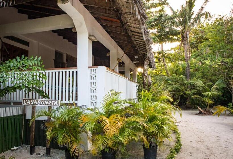 سوییت خانوادگی, Aabana Beach & Watersport Resort