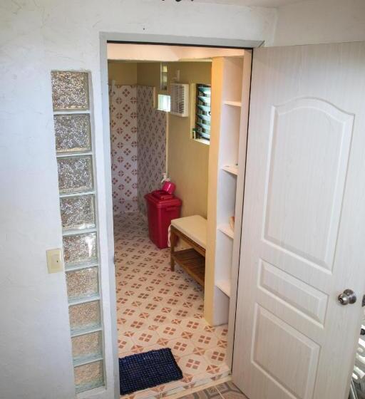 اتاق خانوادگی, Aabana Beach & Watersport Resort