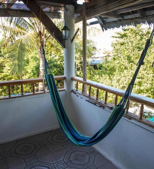 اتاق خانوادگی, Aabana Beach & Watersport Resort