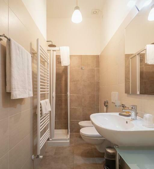 ベーシックルーム, La Corte Dei Tre