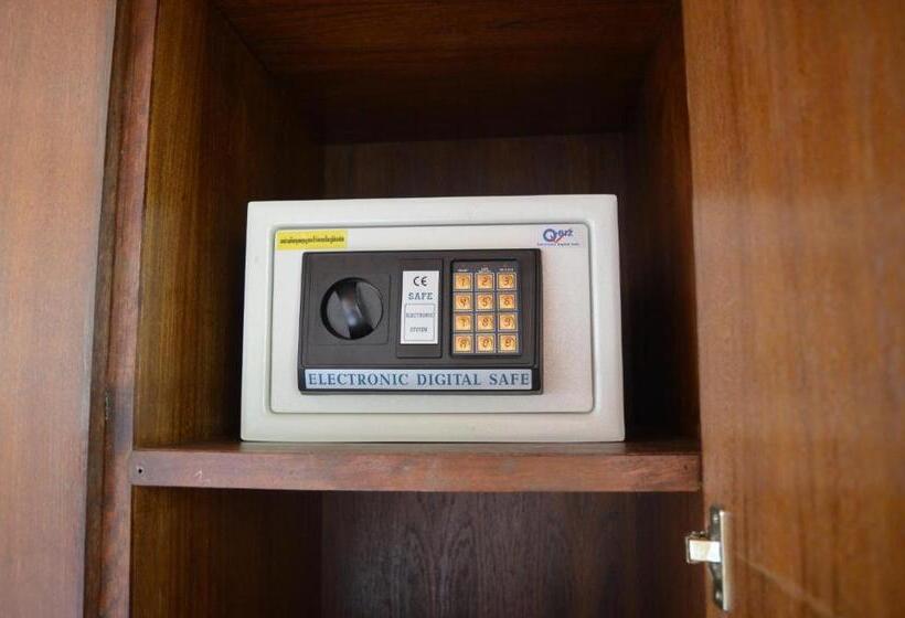 Семейный Номер, De Nawarat Chiangmai Boutique Apartment