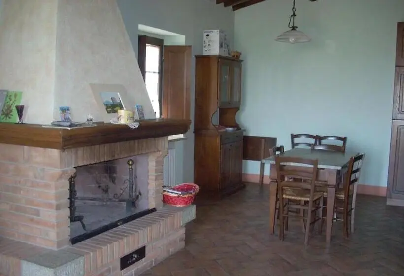 庭の見える１ベッドルームアパートメント, Agriturismo Il Pratone