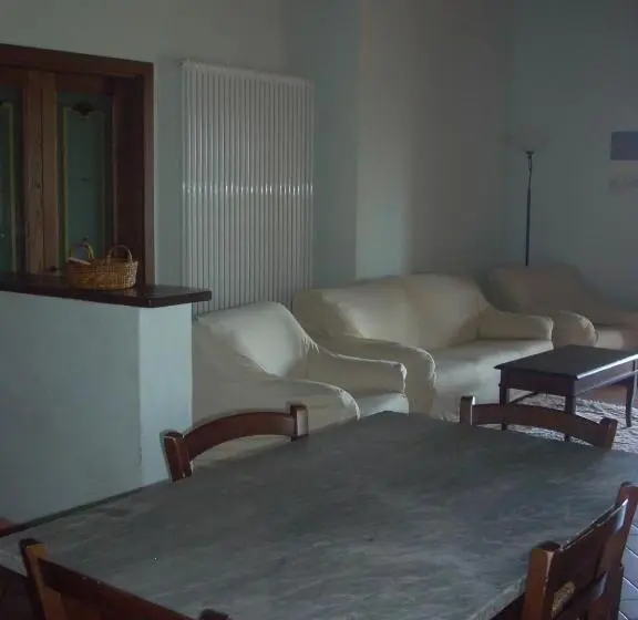 庭の見える１ベッドルームアパートメント, Agriturismo Il Pratone