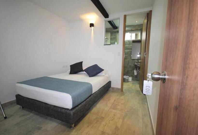 اتاق استاندارد, Carriqui Underground