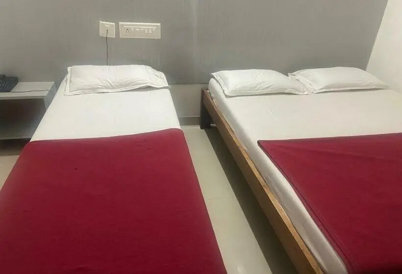 Quarto Triplo Deluxe, Star Residency