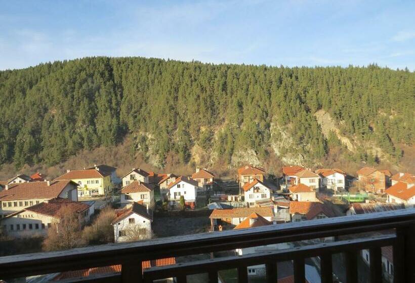 דירה בת חדר שינה 1 עם נוף, Panoramic Apartment 301 In Eagle Rock Complex