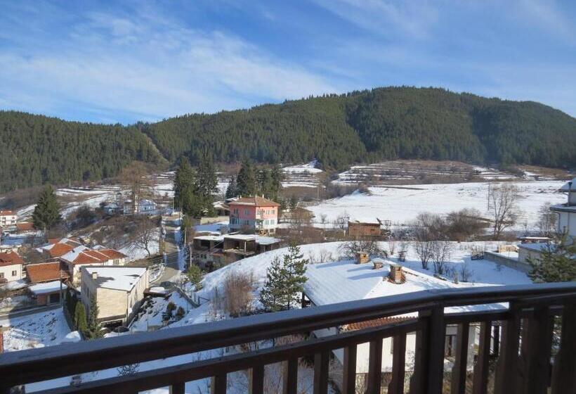 דירה בת חדר שינה 1 עם נוף, Panoramic Apartment 301 In Eagle Rock Complex