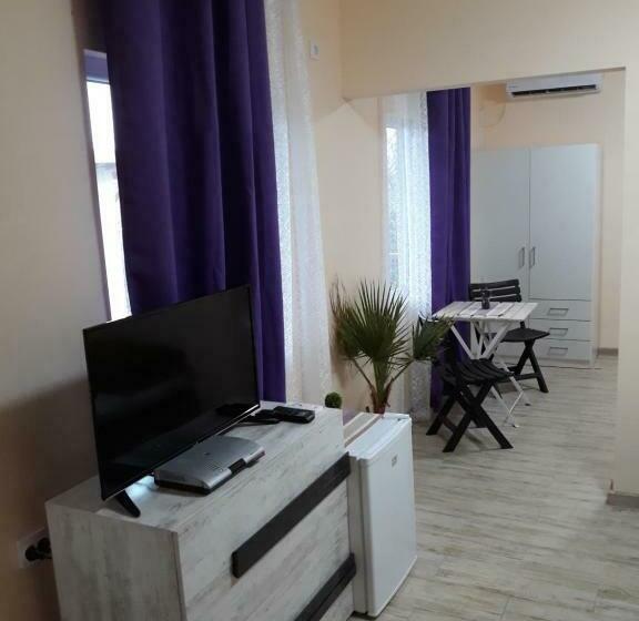 ガーデンビューファミリールーム, къща за гости ваканция