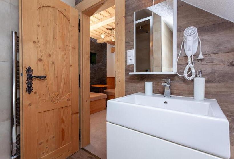 Номер Deluxe с Балконом, Penzión U Pavla