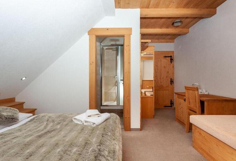 带阳台的豪华间, Penzión U Pavla