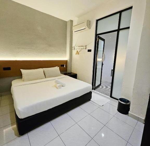 חדר סטנדרט עם מיטת קינג, Georgetown Inn By Sky Hive