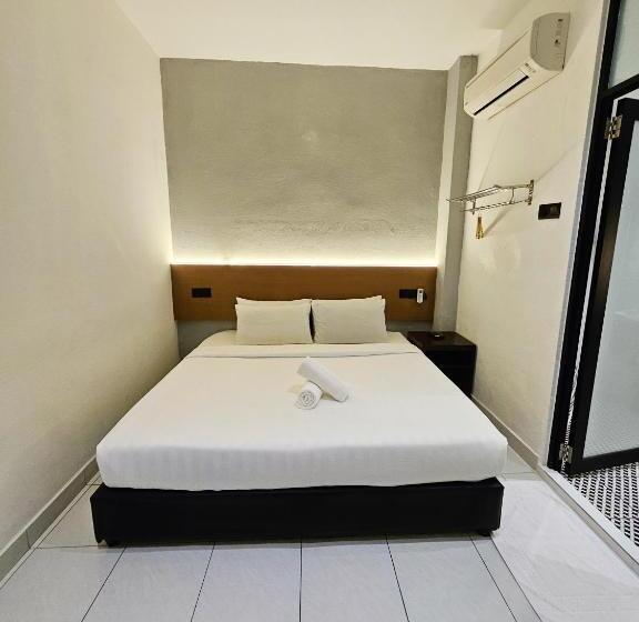 חדר סטנדרט עם מיטת קינג, Georgetown Inn By Sky Hive