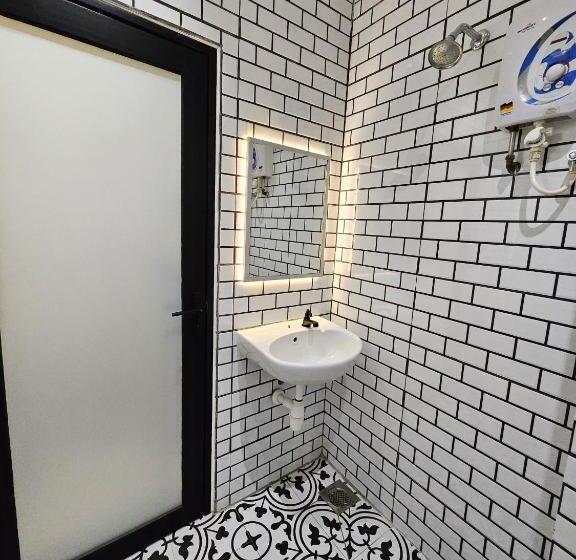 חדר סטנדרט, Georgetown Inn By Sky Hive