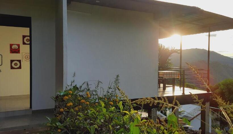 스탠다드 룸 산 전망, Aloft View