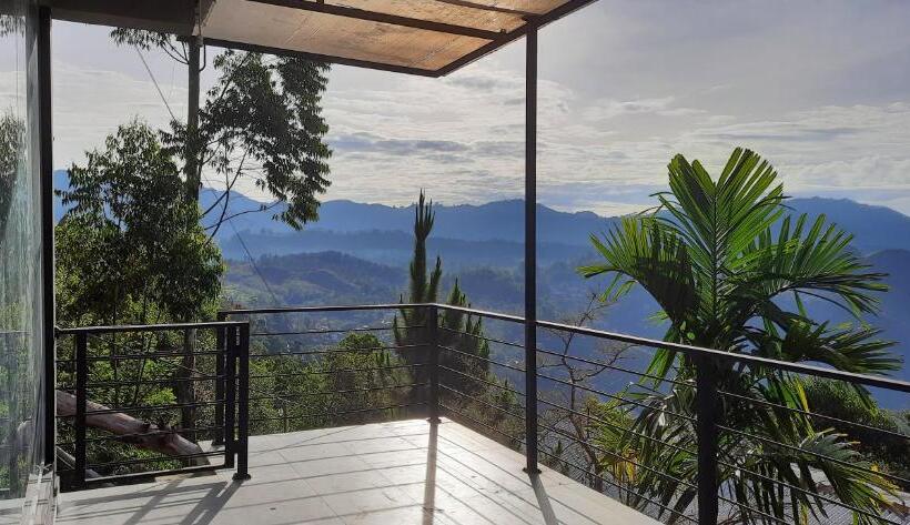 스탠다드 룸 산 전망, Aloft View